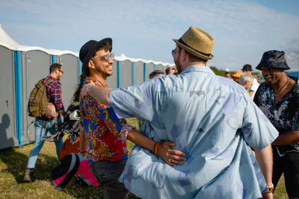Best Luxury portable toilet rental  in Garland, NC