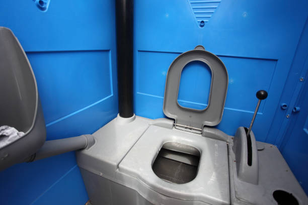 Best Portable restroom trailer rental  in Garland, NC