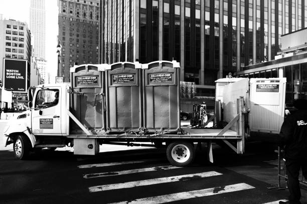 Best Portable toilet rental cost  in Garland, NC